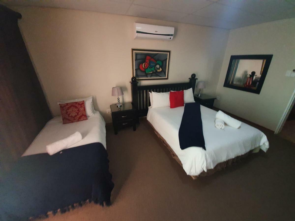 Leach Lodge Куруман Екстериор снимка
